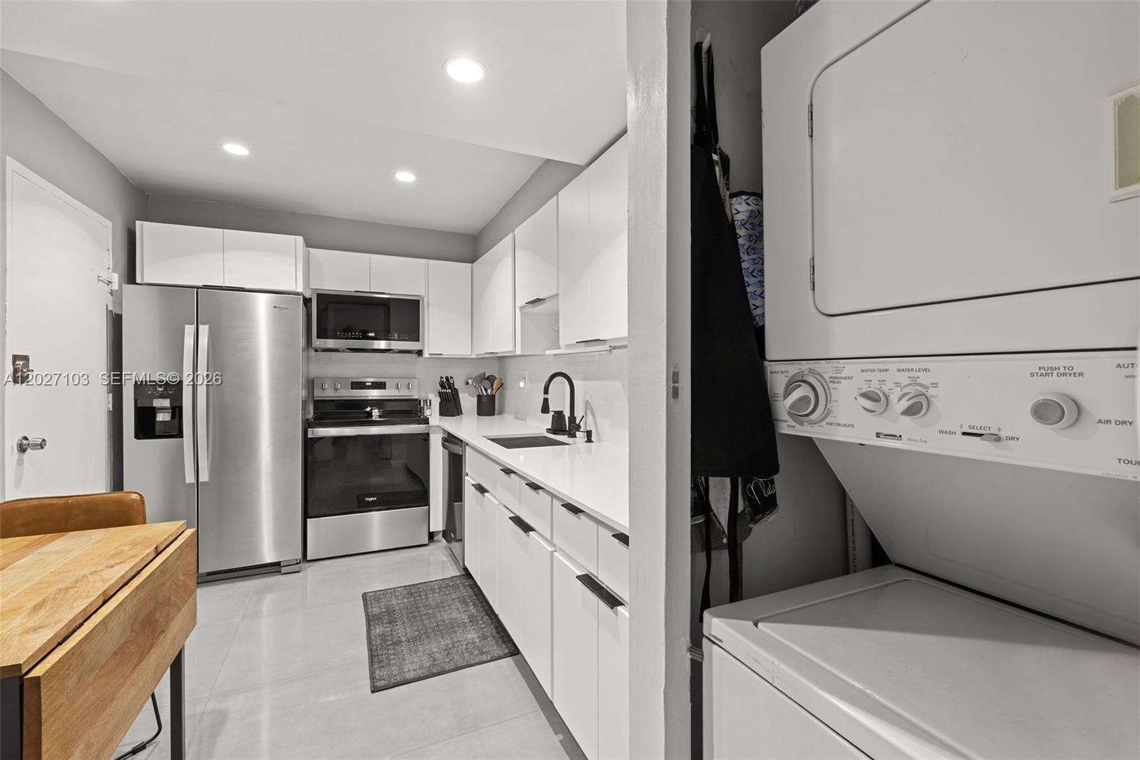AMD PL OF FIRST OCEAN FRO - Residential