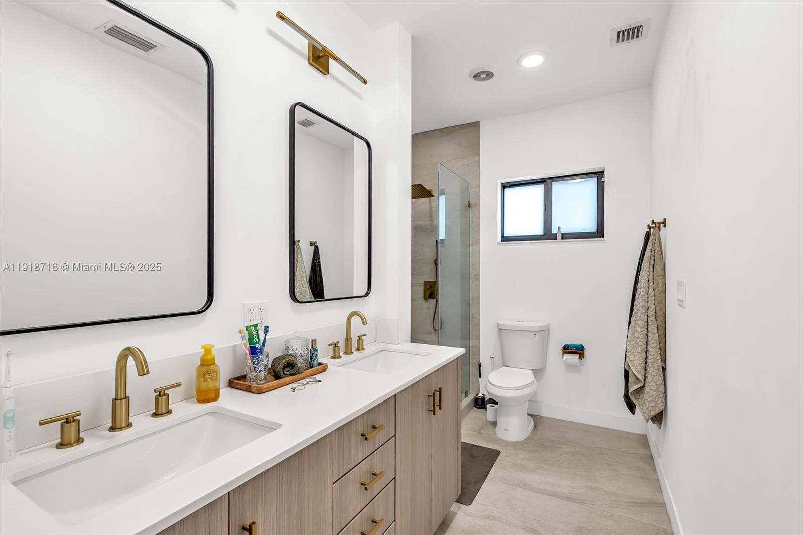 ALAMEDA - Residential Lease