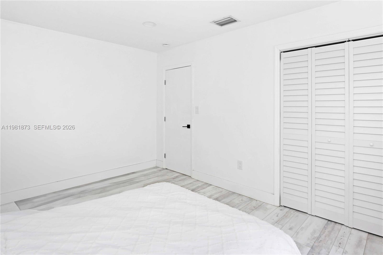 HOLLYWOOD - Residential