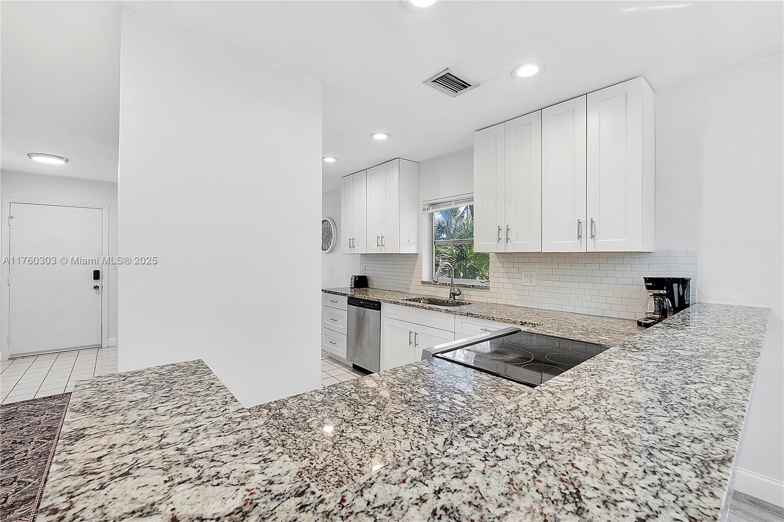PALM GREENS AT VILLA DEL - Residential Lease