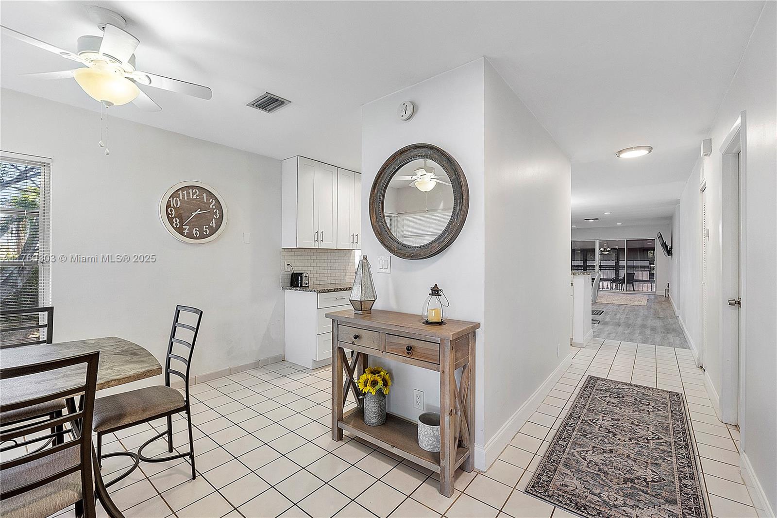 PALM GREENS AT VILLA DEL - Residential Lease