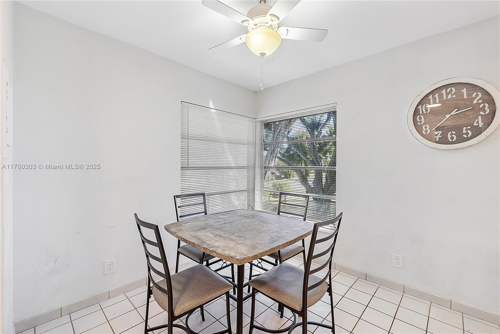 PALM GREENS AT VILLA DEL - Residential Lease