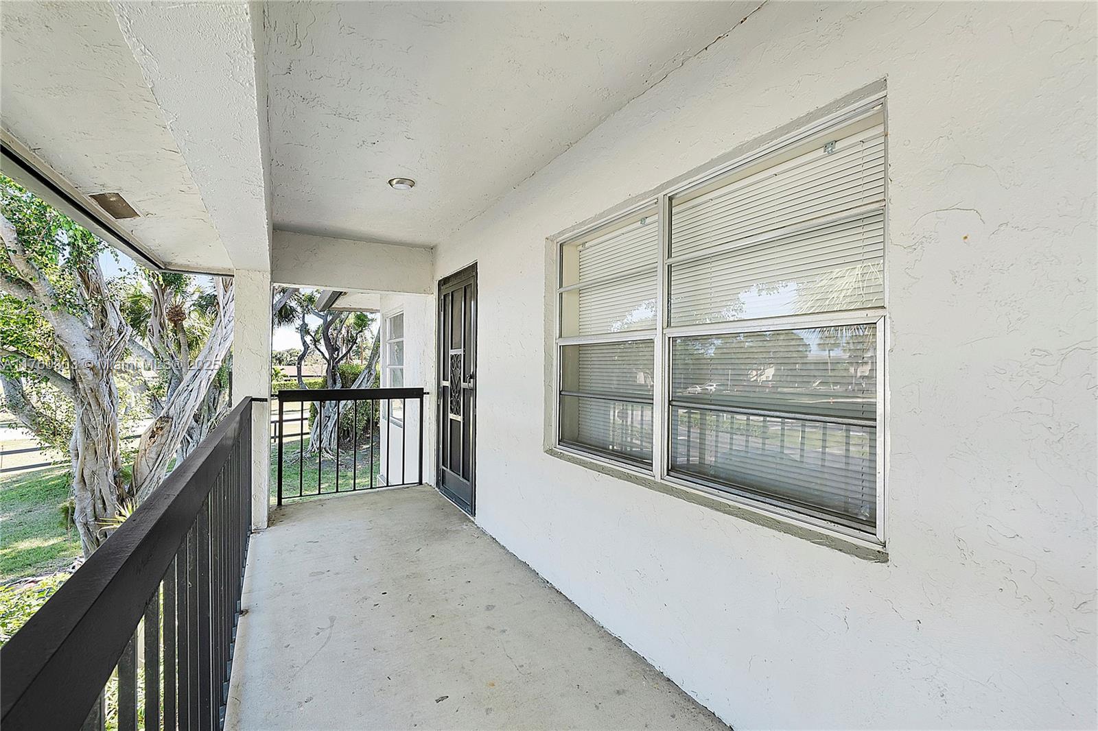 PALM GREENS AT VILLA DEL - Residential Lease