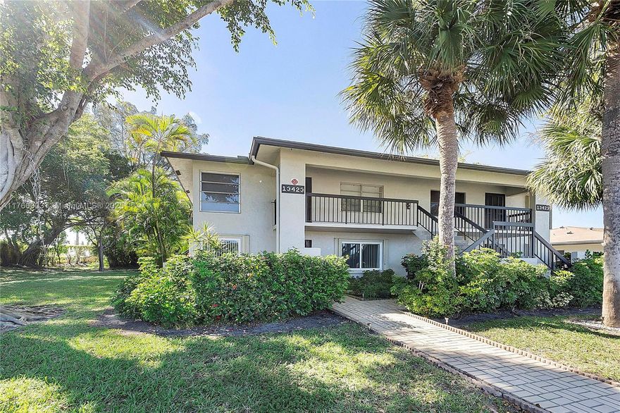 Furnished Seasonal Rental -Nestled within the lively +55 community, Palm Greens. with resort-style amenities, including a modern gym offering exercise classes, a sauna, hot tub, heated pool, and a tennis center that provides lessons. Perfect place for those looking for a comfortable and active lifestyle! This updated, fully furnished 2-bedroom, 2-bathroom condo boasts an expansive master bedroom with a walk-in closet and the added convenience of an in-unit washer and dryer. Tenants are only responsible for electricity,. Water and basic cable included in the rent.