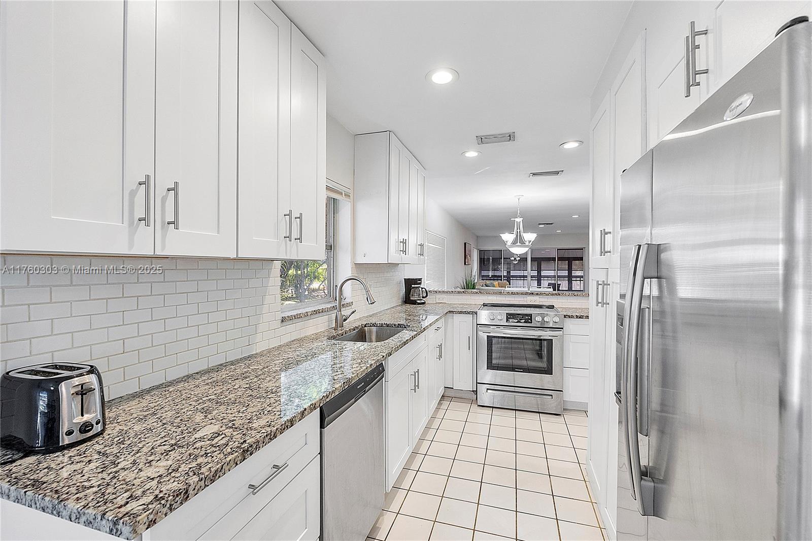 PALM GREENS AT VILLA DEL - Residential Lease