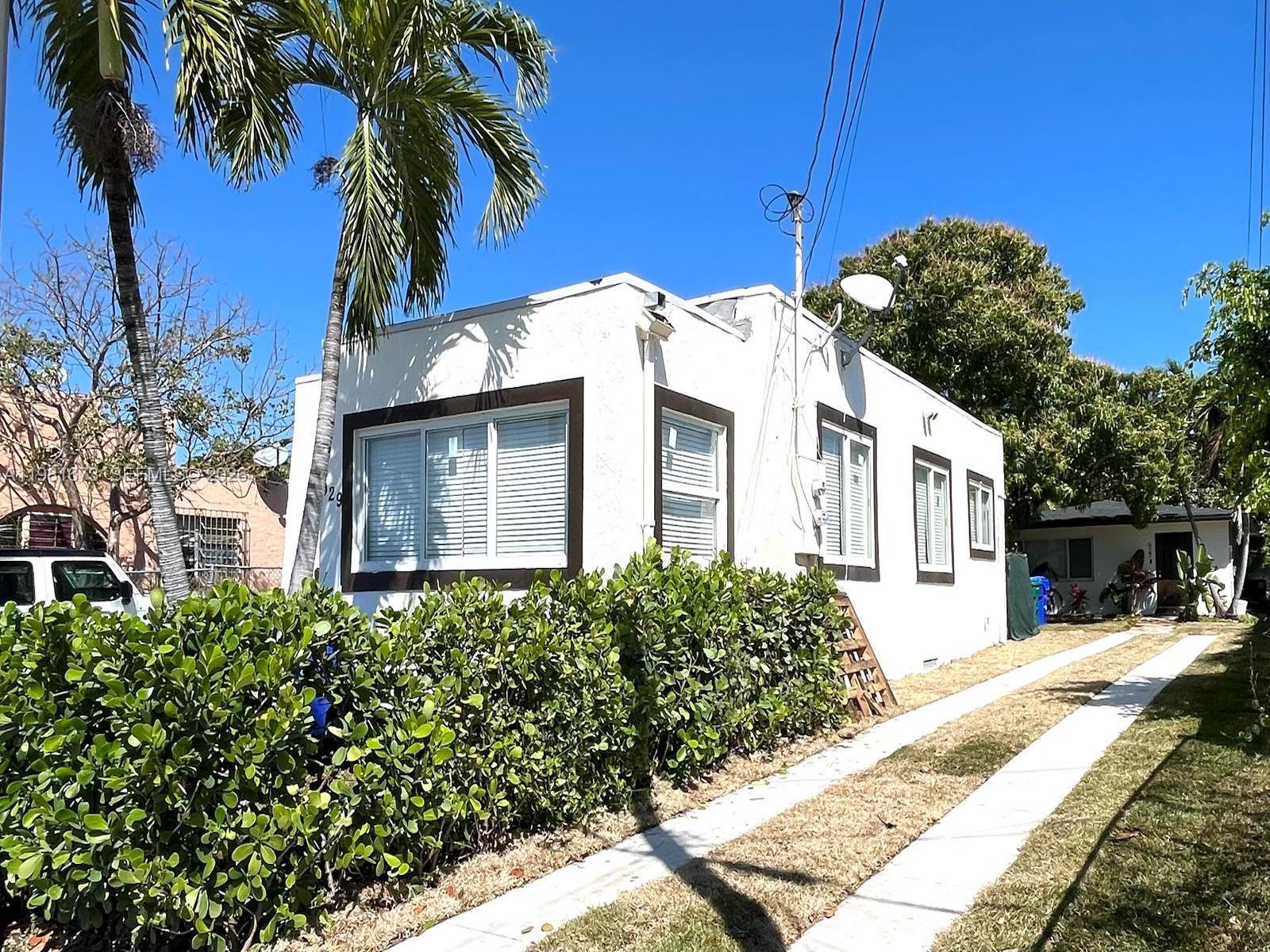 LAWRENCE EST LAND COS SUB - Residential Lease