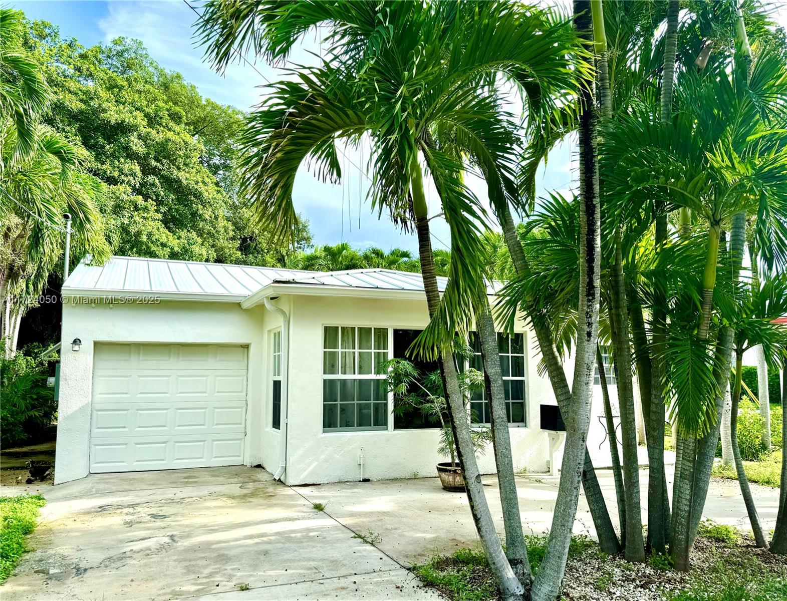 LOCATION LOCATION!!! Hidden gem 3/2 Renovated corner house, 3/2 +garage, approx 1700 SF in bohemian and tranquil Village of El Portal where peacocks roam free, room for 4-6 cars, across Little River, NO HOA. Blocks from quaint downtown Main Street -Miami Shores, minutes to beaches, downtown Miami, MIA/FLL int'l airports, I-95, 112/195 expressways, markets, schools/universities, shopping, entertainment, intracoastal, design/arts districts, medical entities. Tenant must have renters insurance. NO RV's/trucks/trailers/boats nor mechanical work allowed on property.