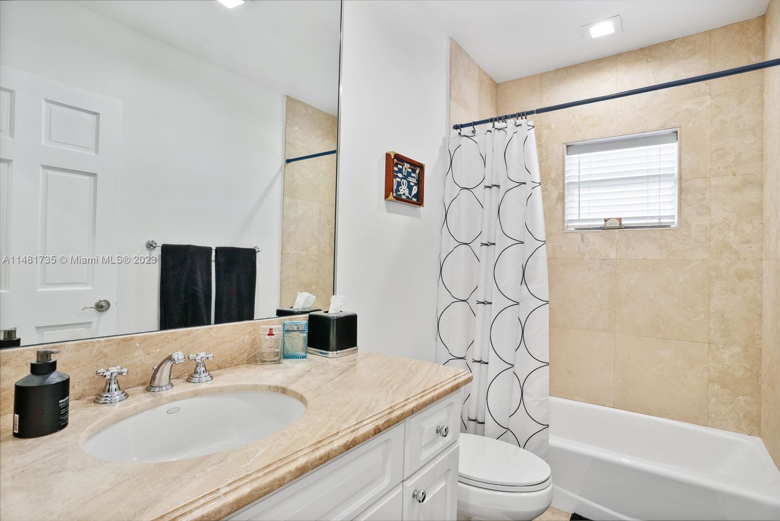 BISCAYNE KEY ESTATES - Residential
