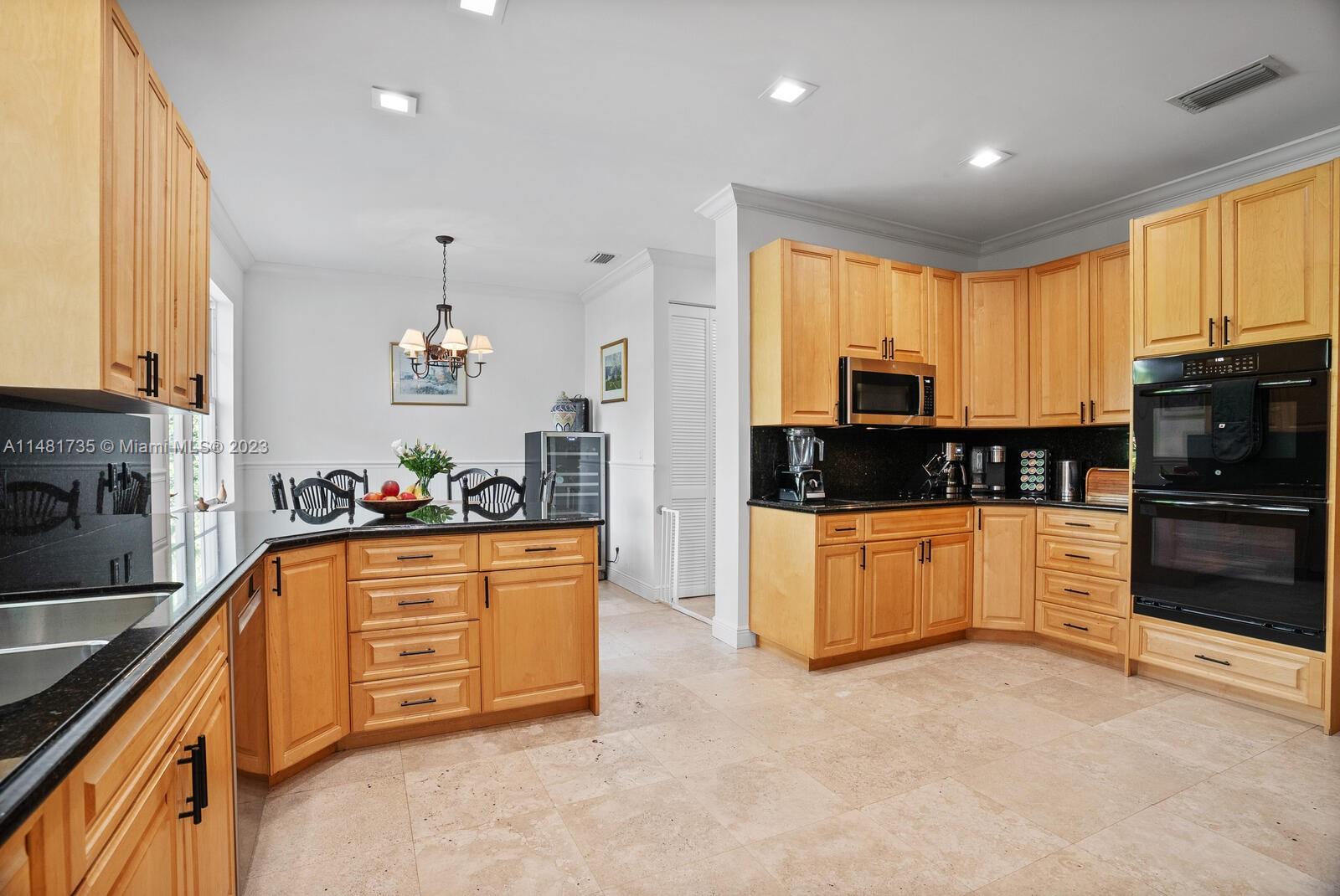 BISCAYNE KEY ESTATES - Residential