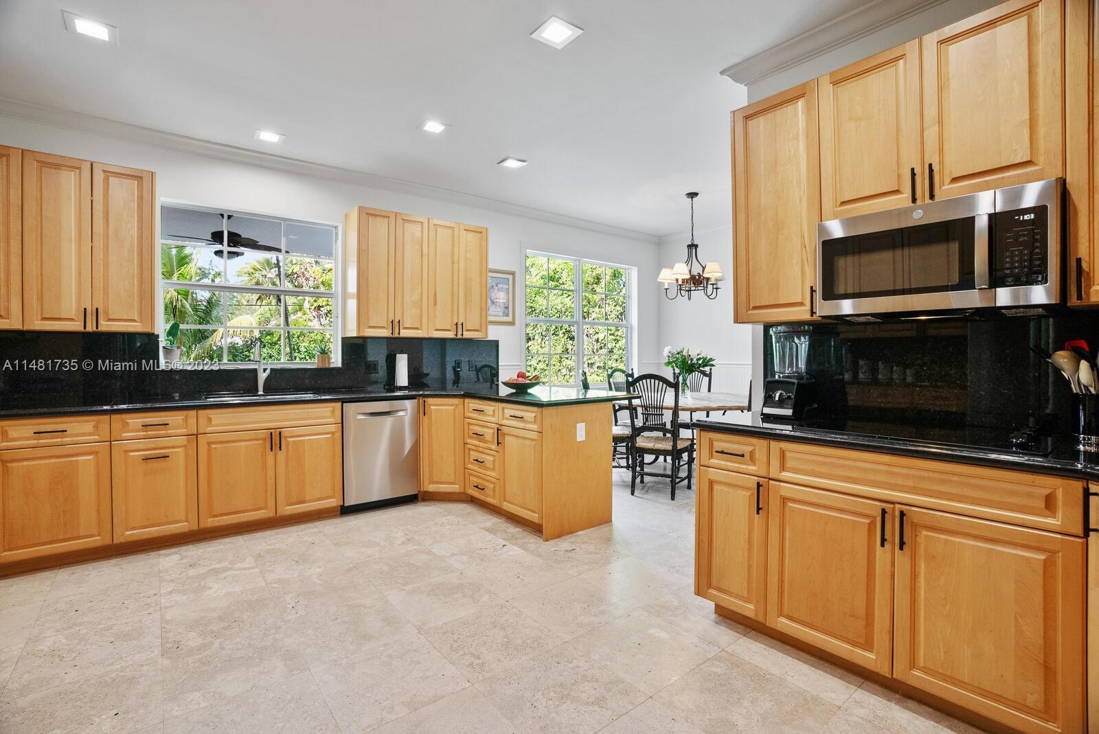 BISCAYNE KEY ESTATES - Residential