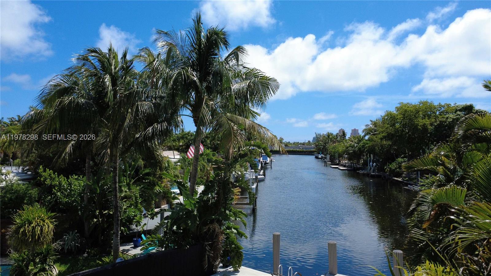 CORAL POINT - Residential