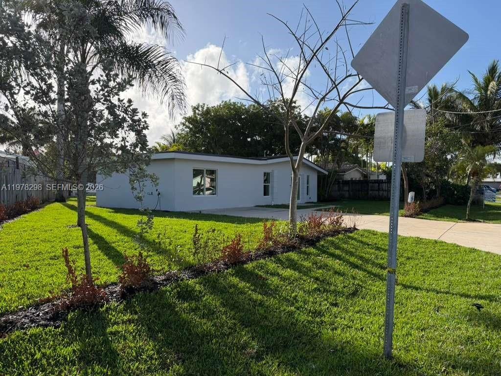 Photo of 2416 NE 19th Ter, Wilton Manors, FL 33305 (MLS # A11978298)