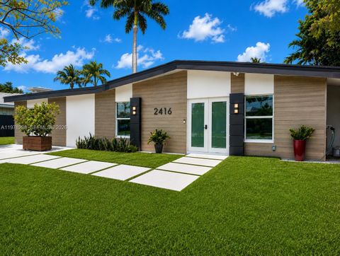 Photo of 2416 NE 19th Ter, Wilton Manors, FL 33305 (MLS # A11978298)