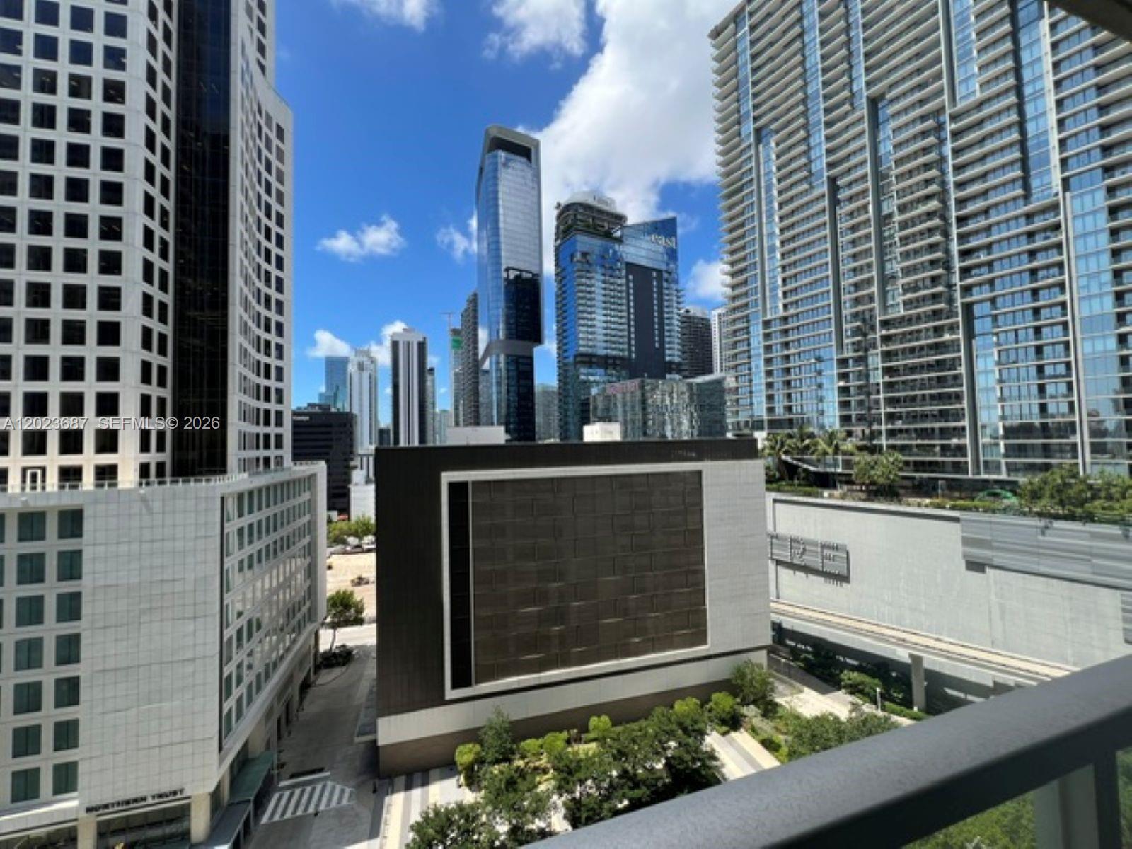 500 BRICKELL WEST CONDO - Residential Lease