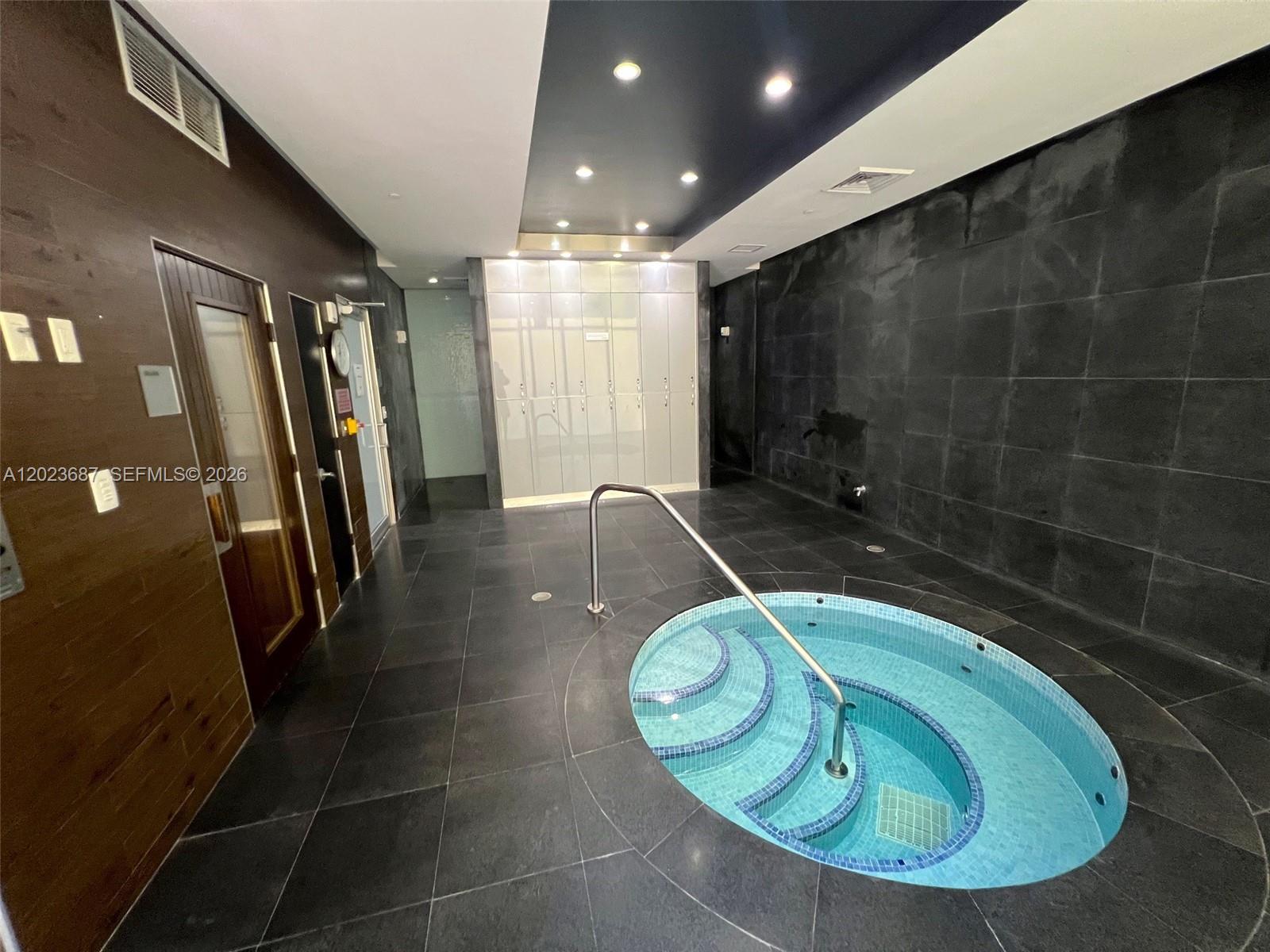 500 BRICKELL WEST CONDO - Residential Lease