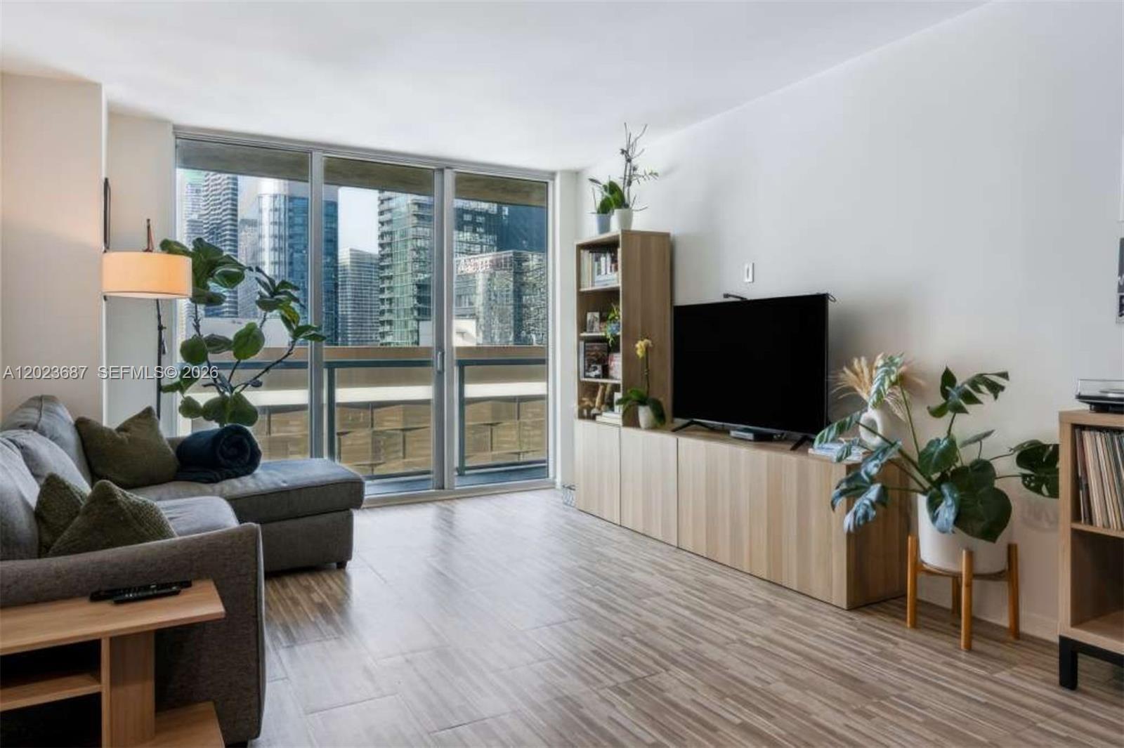500 BRICKELL WEST CONDO - Residential Lease