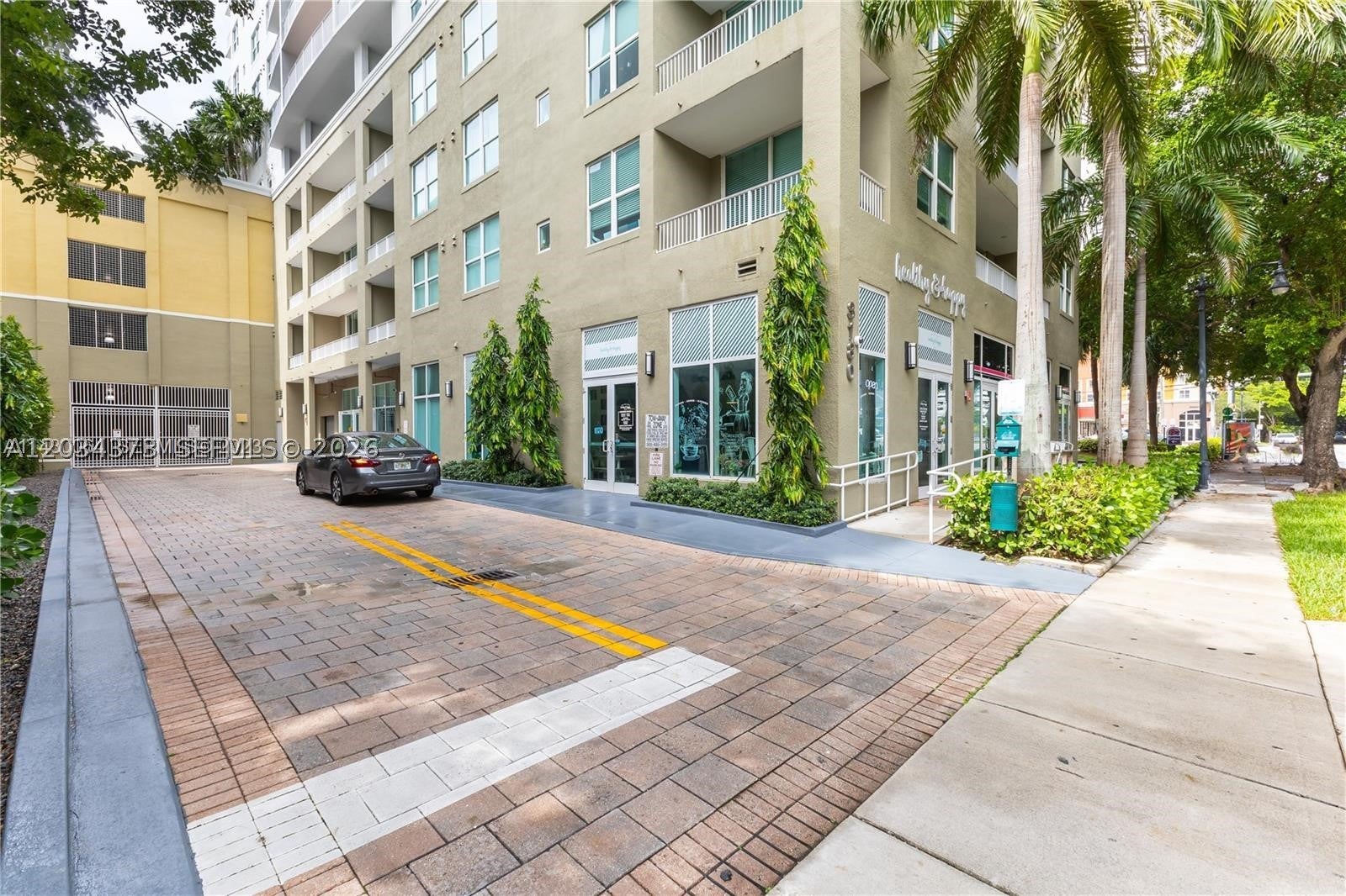 3180 SW 22nd Ter 701, Miami FL 33145