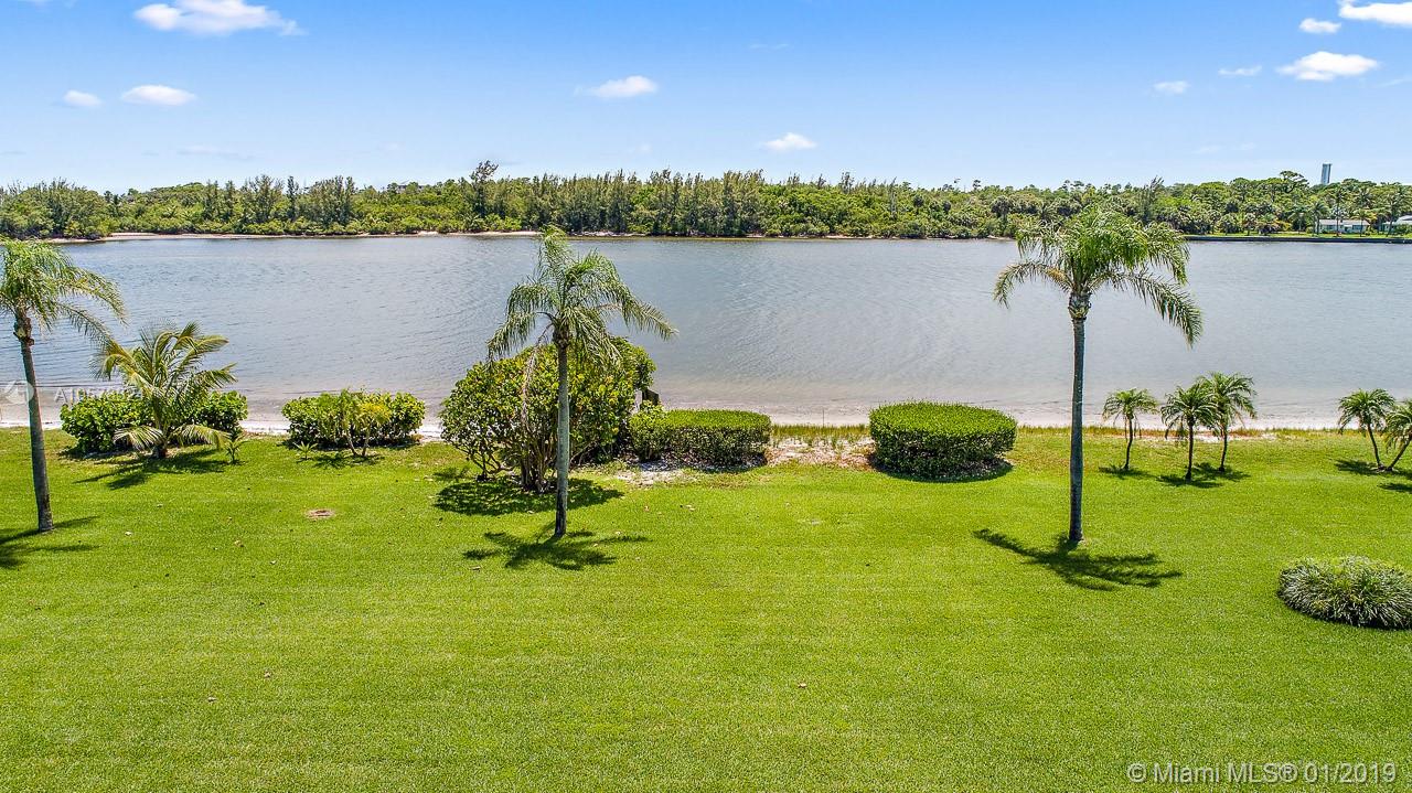 Jupiter Island - Residential