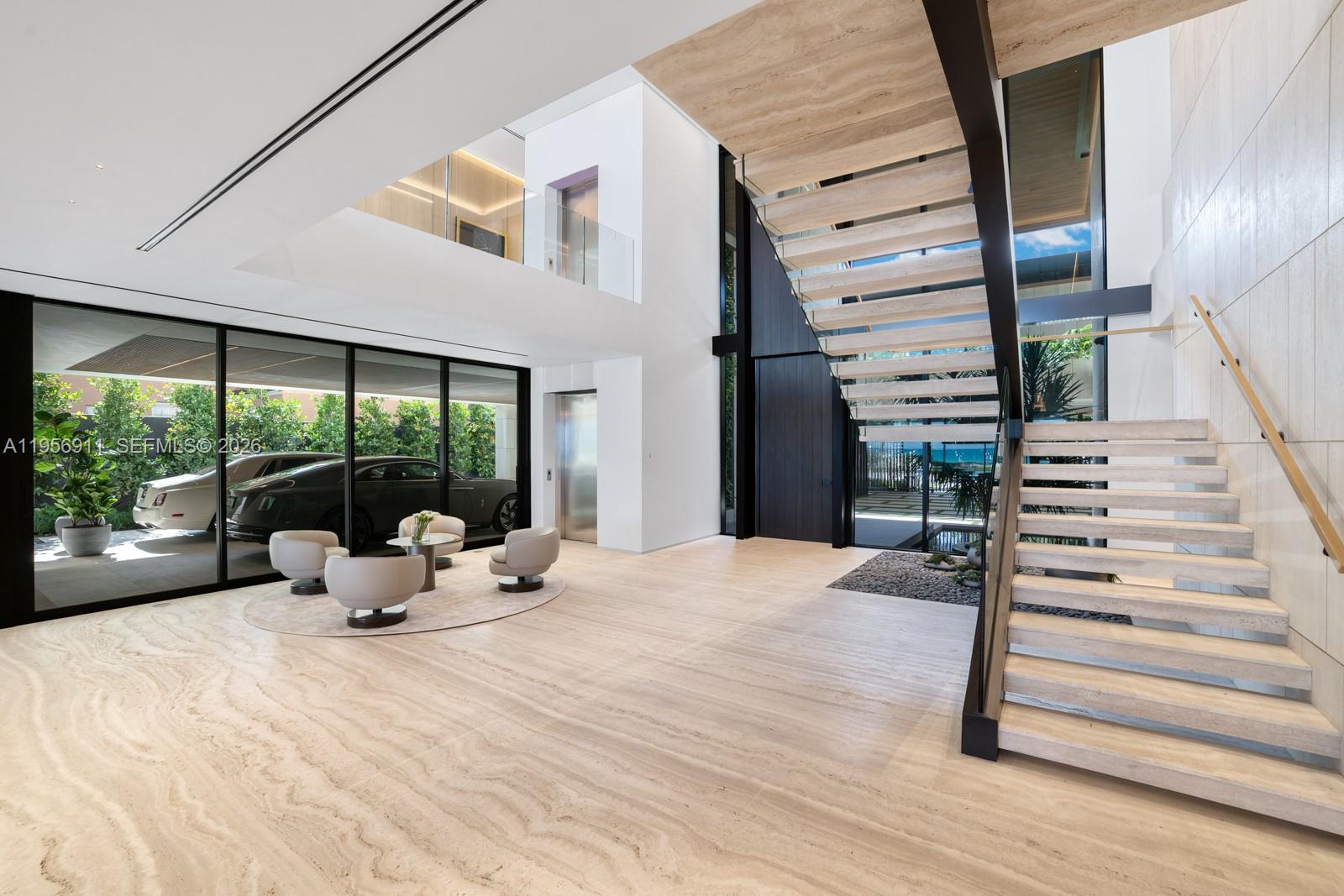 GOLDEN BEACH SEC C - Residential