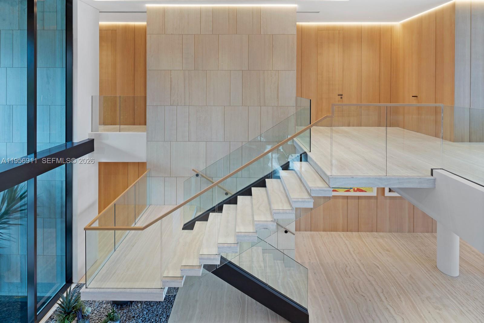 GOLDEN BEACH SEC C - Residential