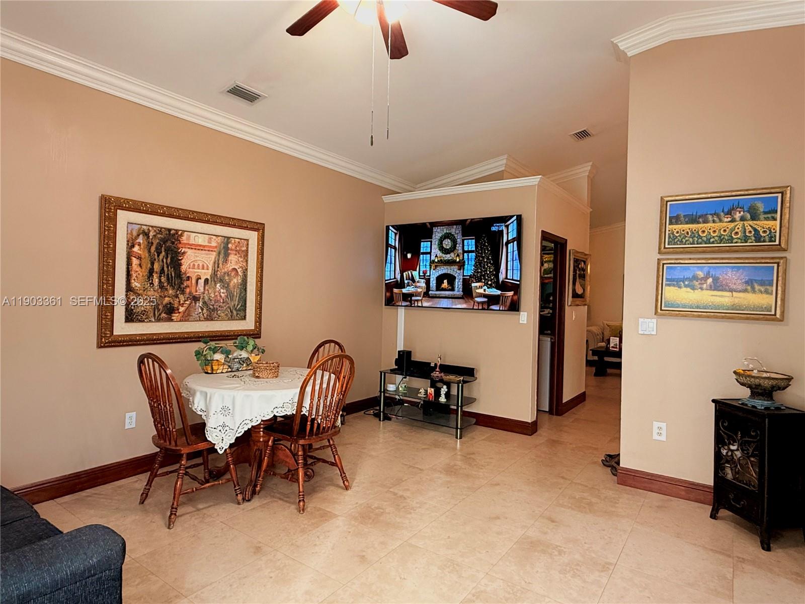 THE MANSIONS - Residential