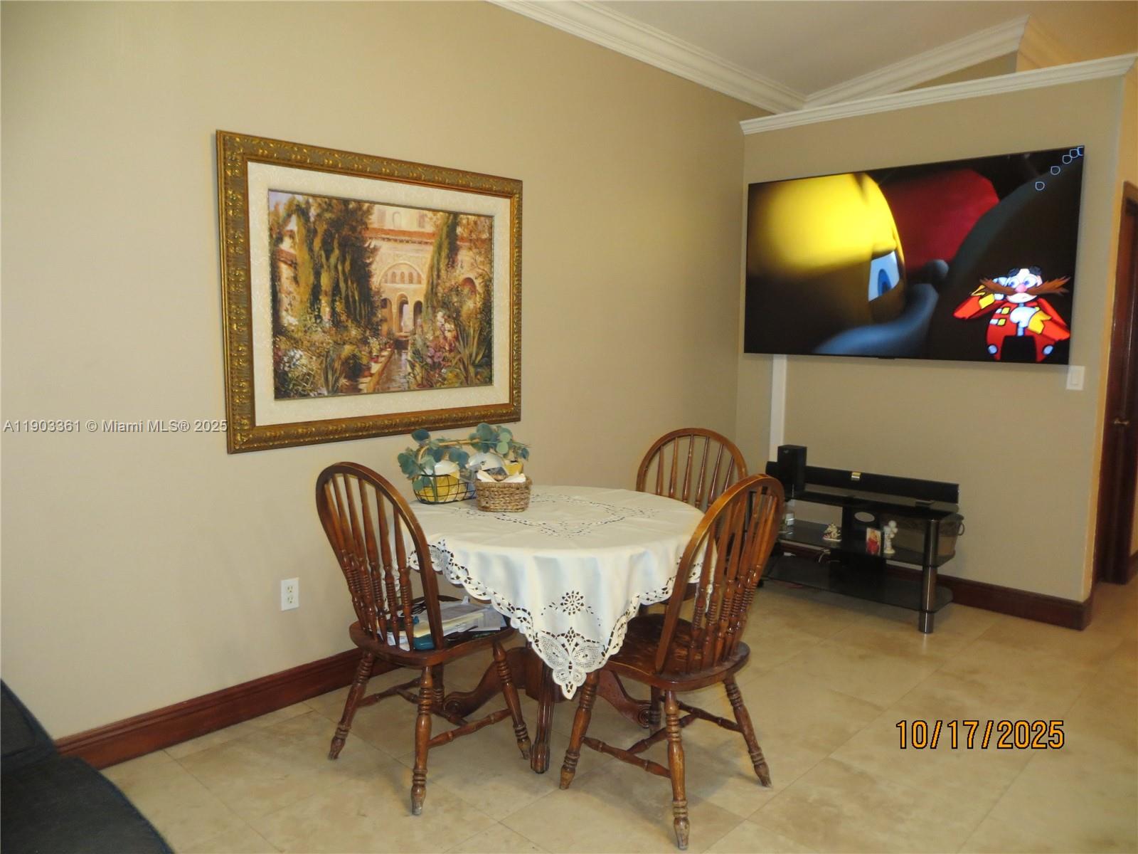 THE MANSIONS - Residential