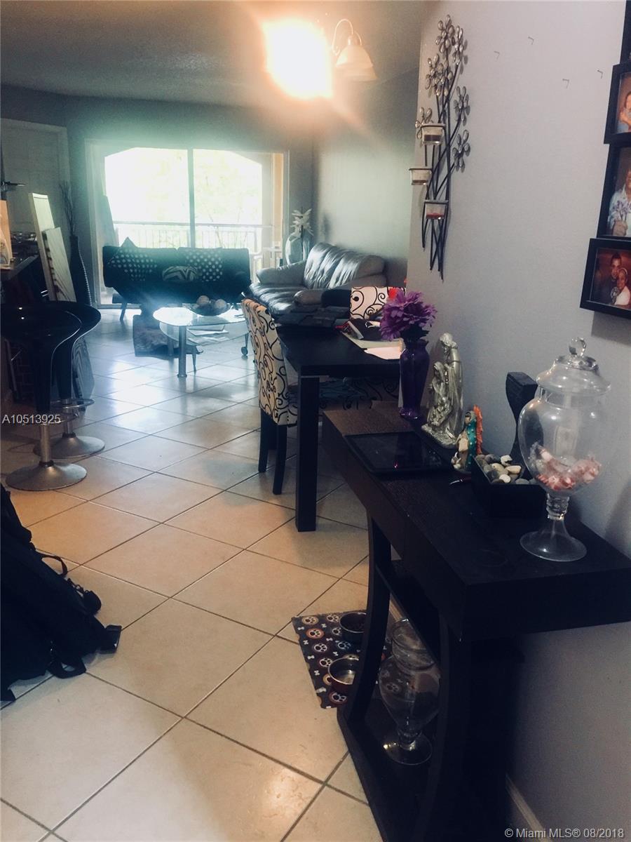 LA VIA CONDO - Residential