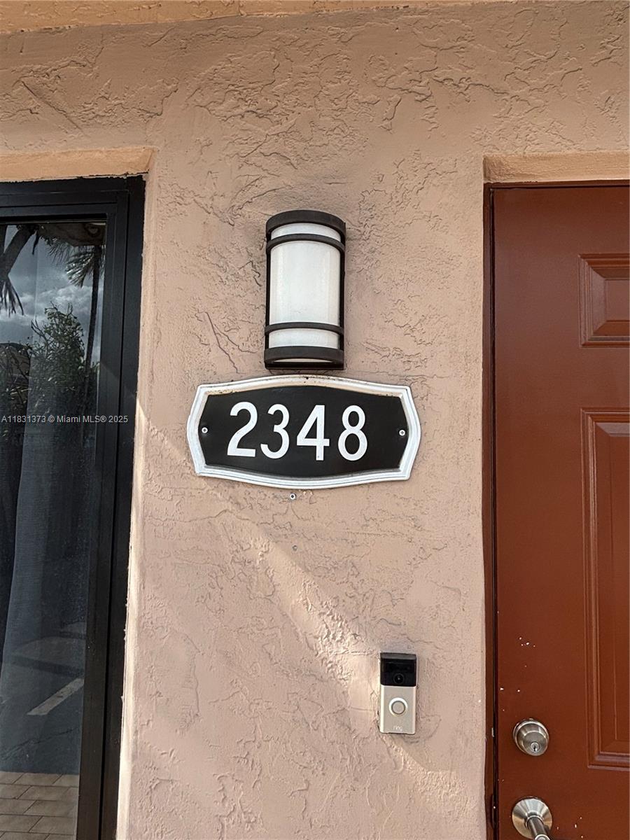 2348 W 68th St 6-1