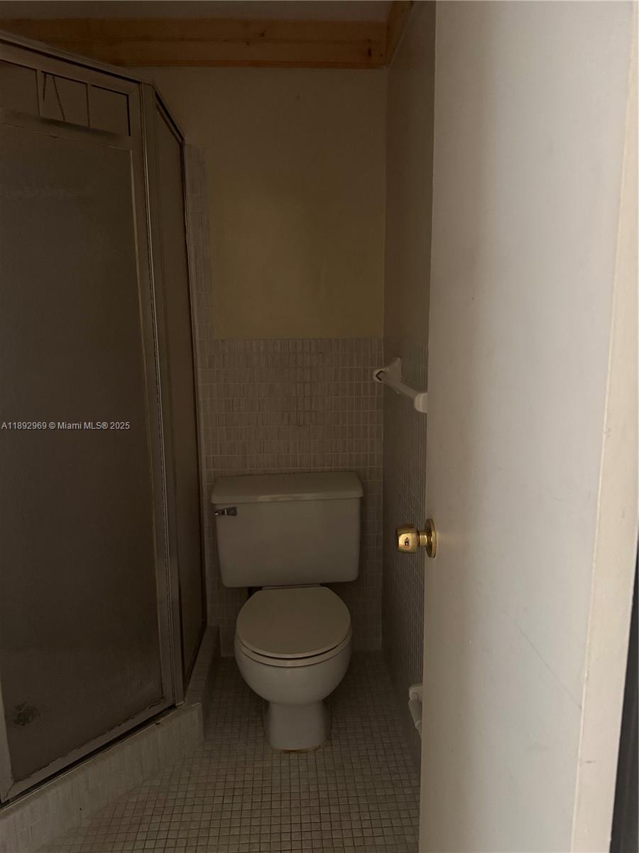 PARK SOUTH TWO INC CONDO - Residential Lease
