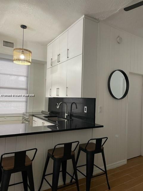Amazing 2 bedroom, 1 bathroom condo in Miami Beach. Available DEC 1, 2025. Recently renovated. Amenities included: central air, deck, stainless steel appliances, updated kitchen, updated bathroom, and storage. Unit Is pet friendly. Unit is available for 12 month rental.