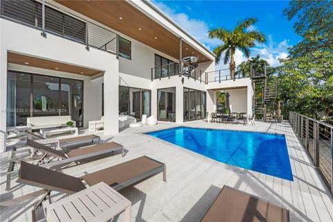 Single Family Residence in Miami Shores FL 1276 93rd St.jpg