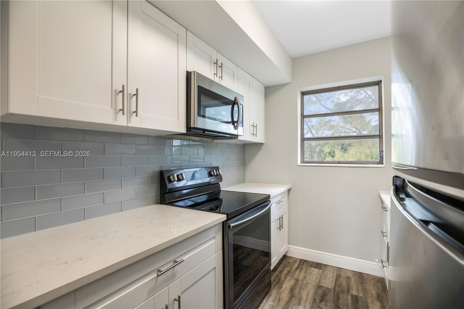 ROSE CONDO - Residential