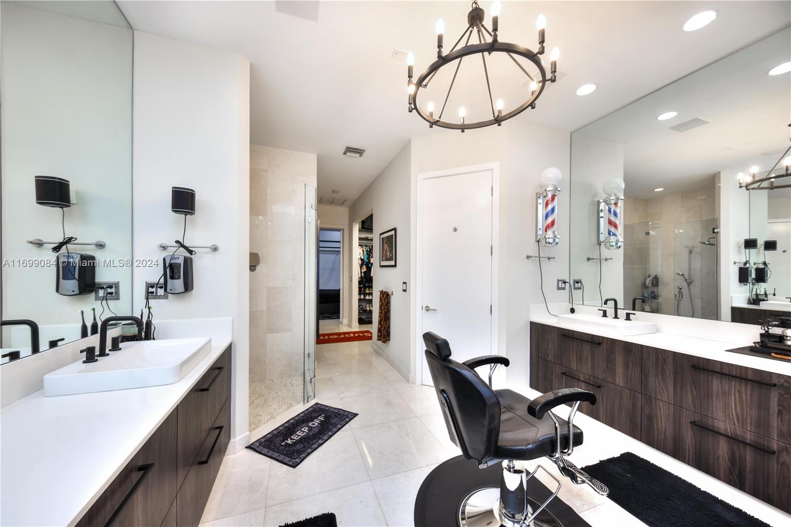 HARBOR BEACH - Residential