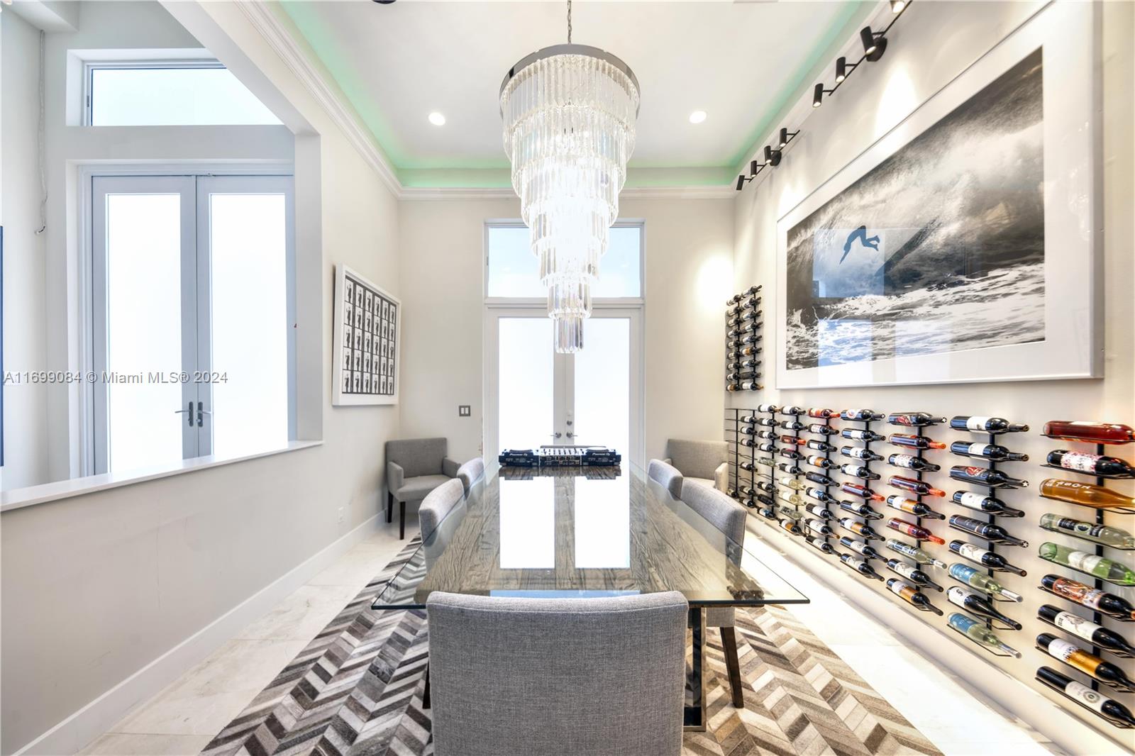 HARBOR BEACH - Residential