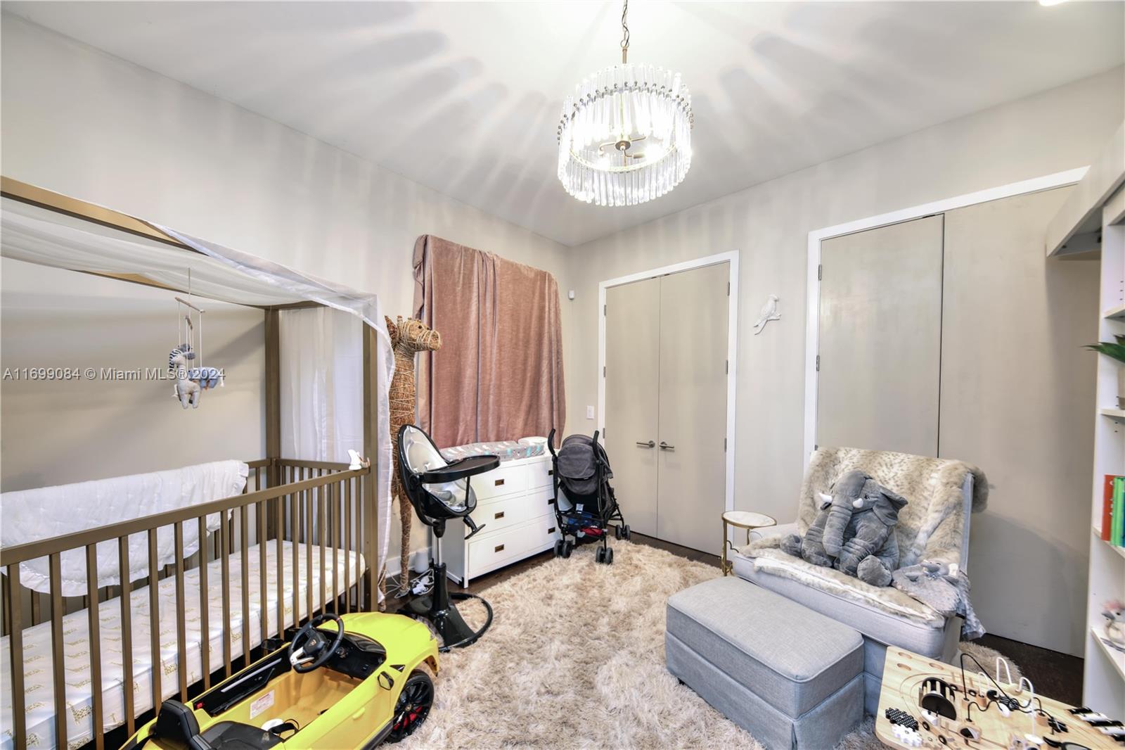 HARBOR BEACH - Residential