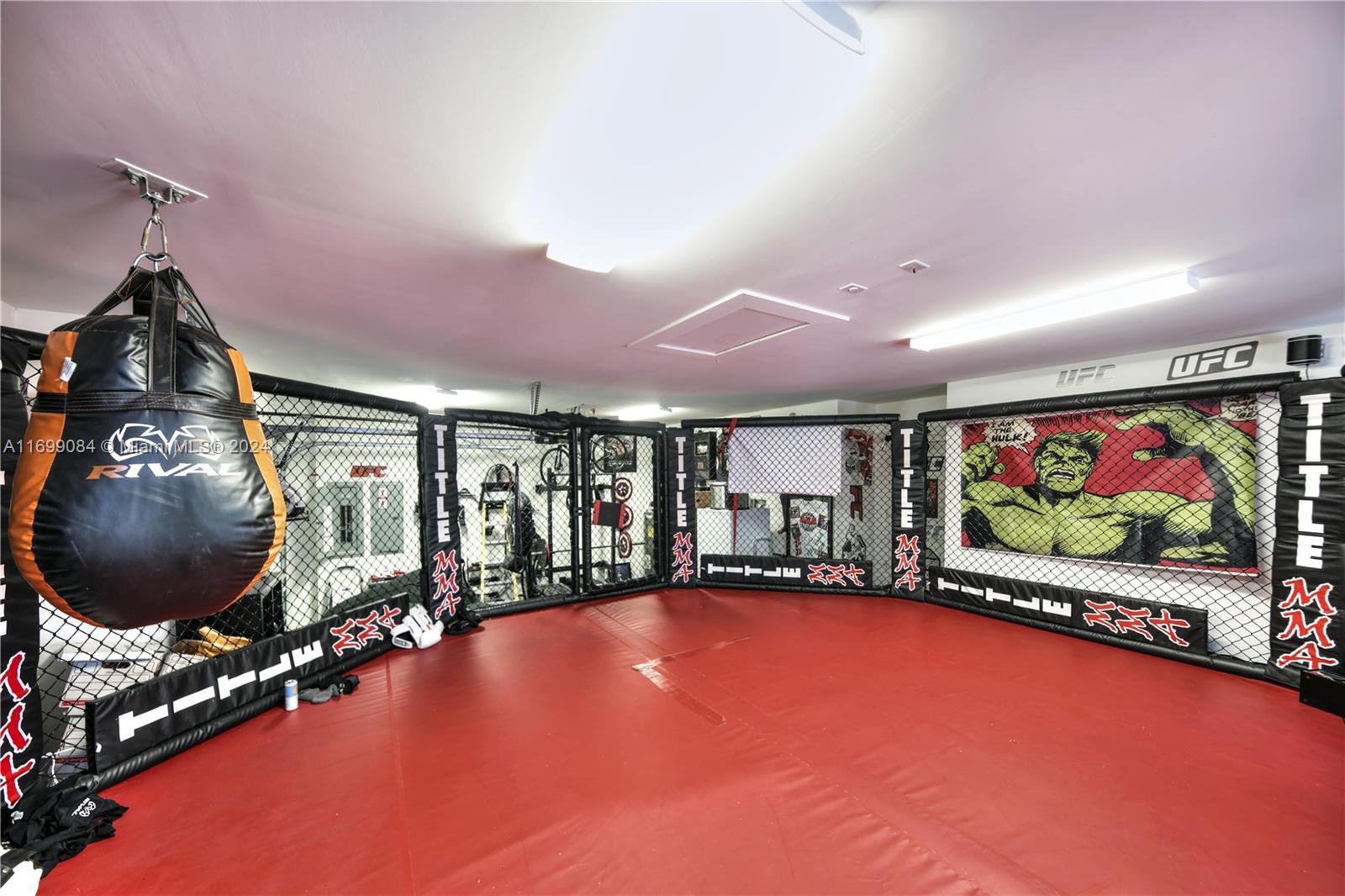 HARBOR BEACH - Residential