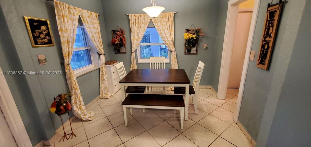 1679 NE 175th St, North Miami Beach, FL, 33162/$585,000 1 1679 NE 175th St