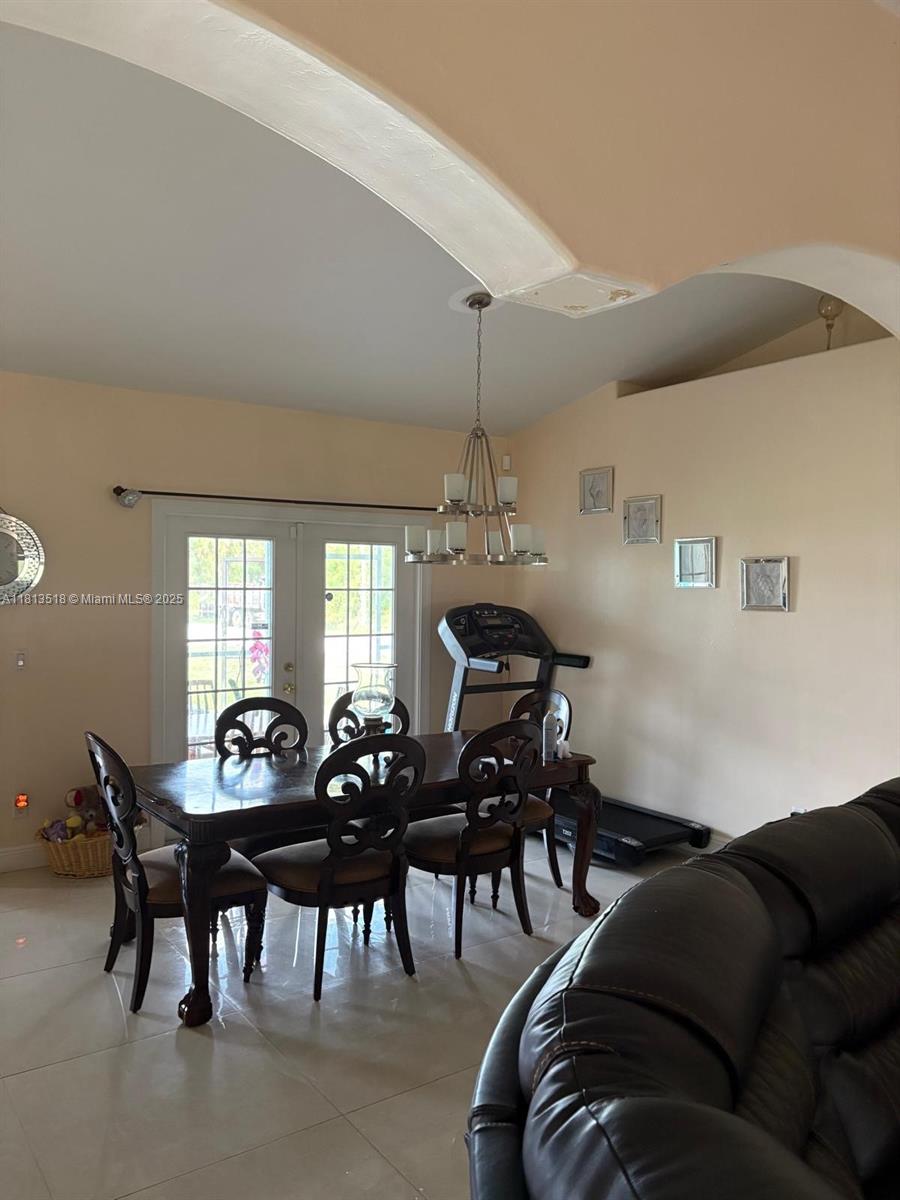 GOLDEN GATE EST UNIT - Residential