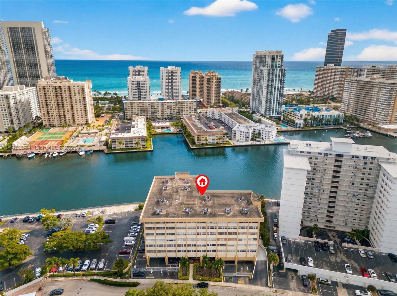 GOLDEN SAILS CONDO - Residential