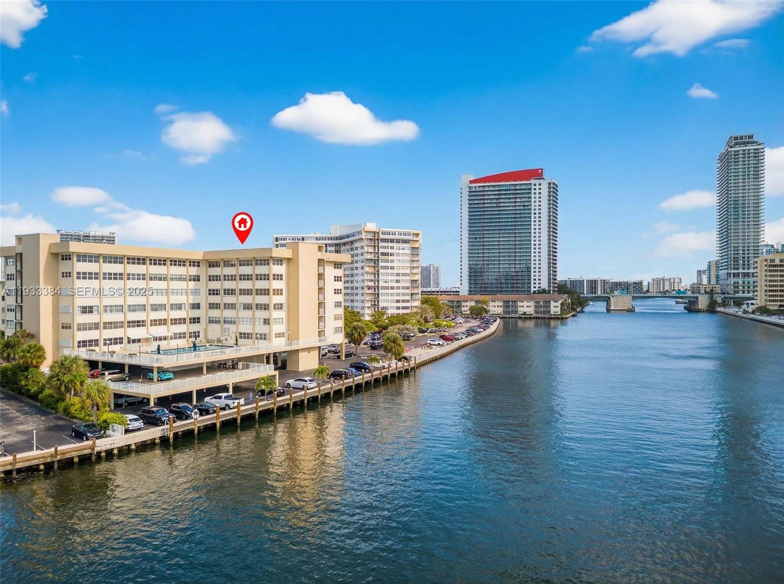 GOLDEN SAILS CONDO - Residential