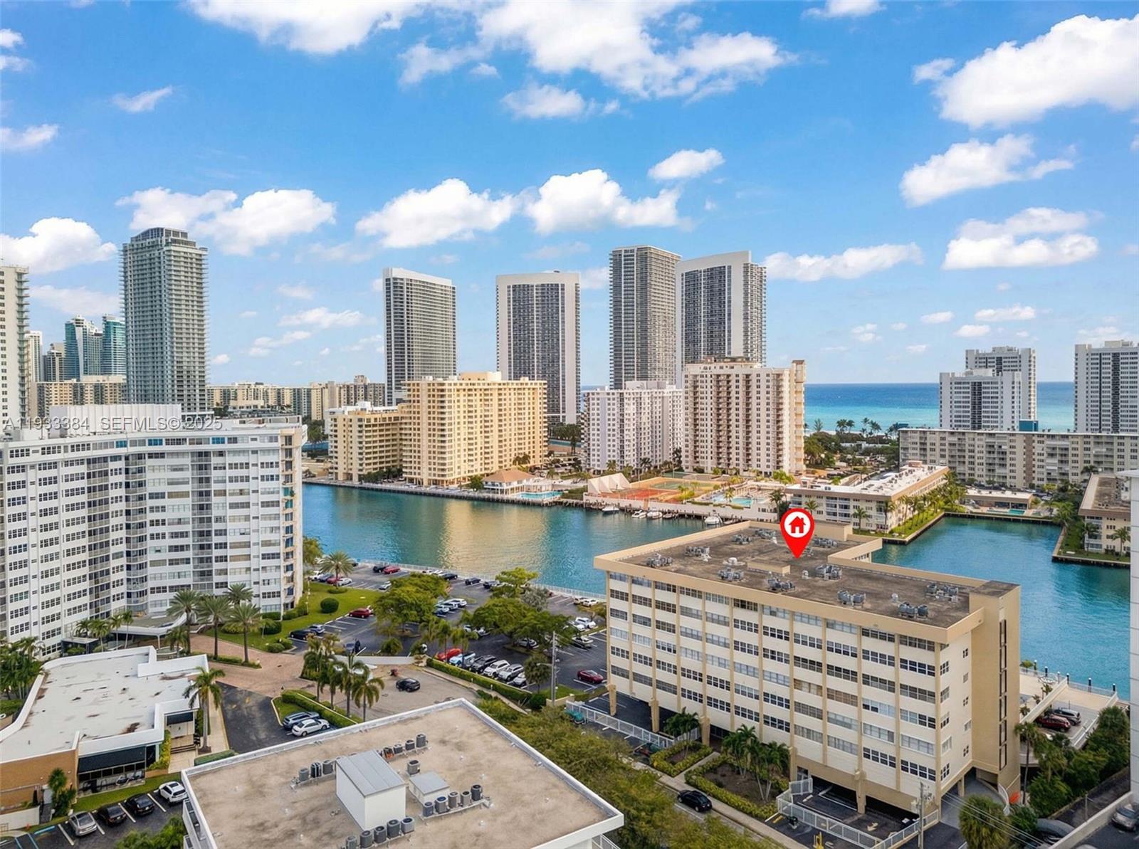 GOLDEN SAILS CONDO - Residential