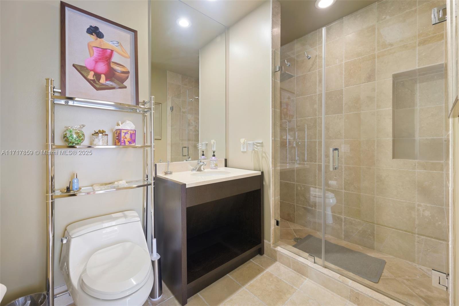 TRUMP ROYALE CONDO - Residential