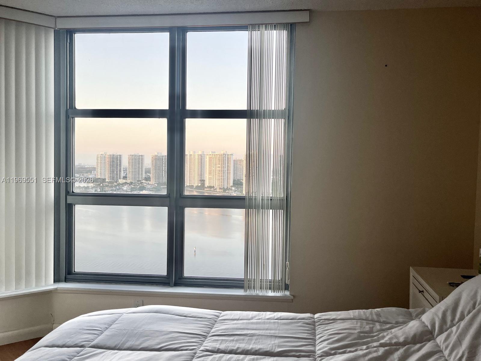 MYSTIC POINTE TOWER 500 C - Residential Lease