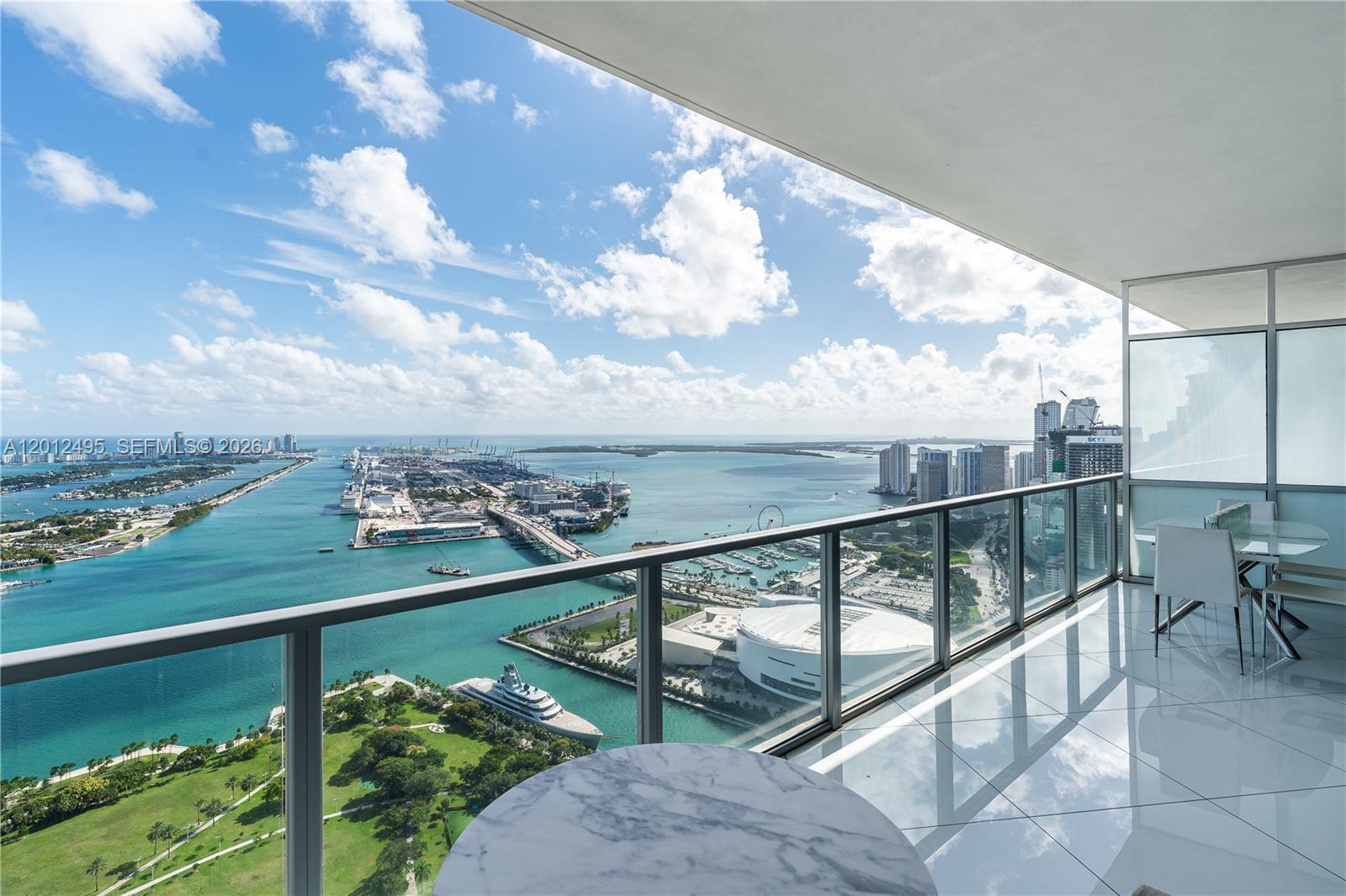 1100 Biscayne Blvd 5702