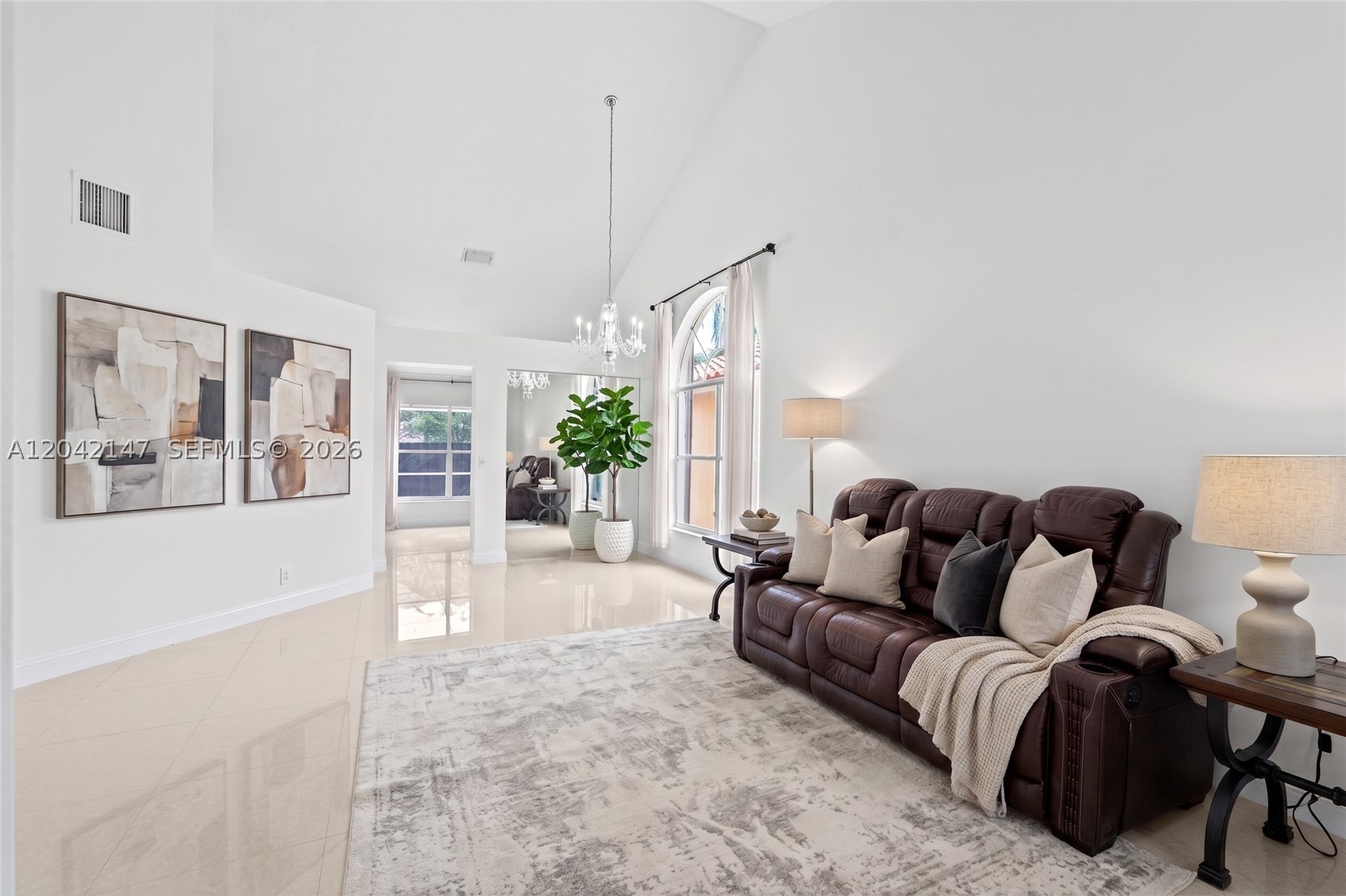 2722 Cayenne Ave