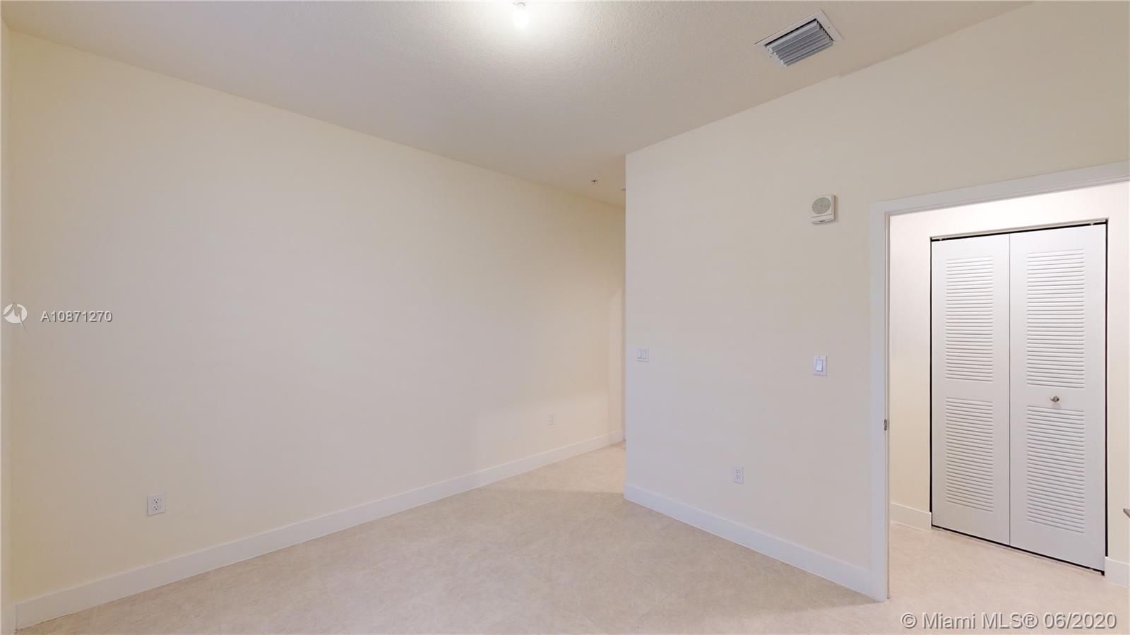 APEX AT PARK CENTRAL - Residential Lease