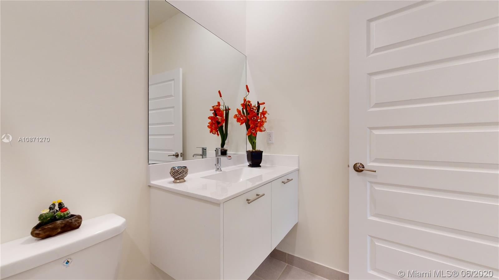APEX AT PARK CENTRAL - Residential Lease