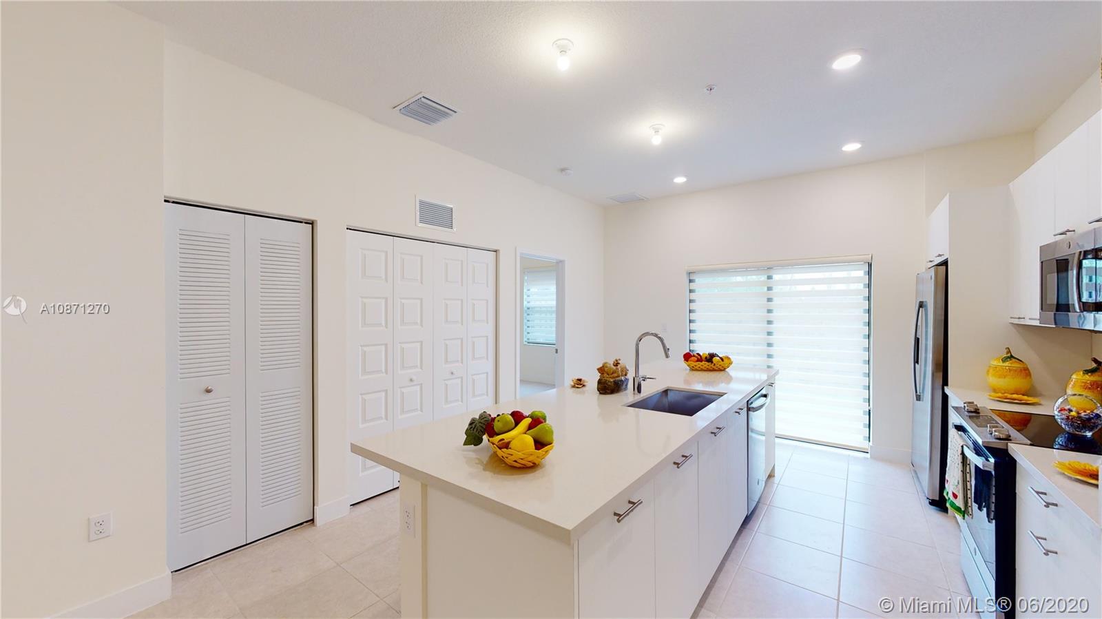 APEX AT PARK CENTRAL - Residential Lease