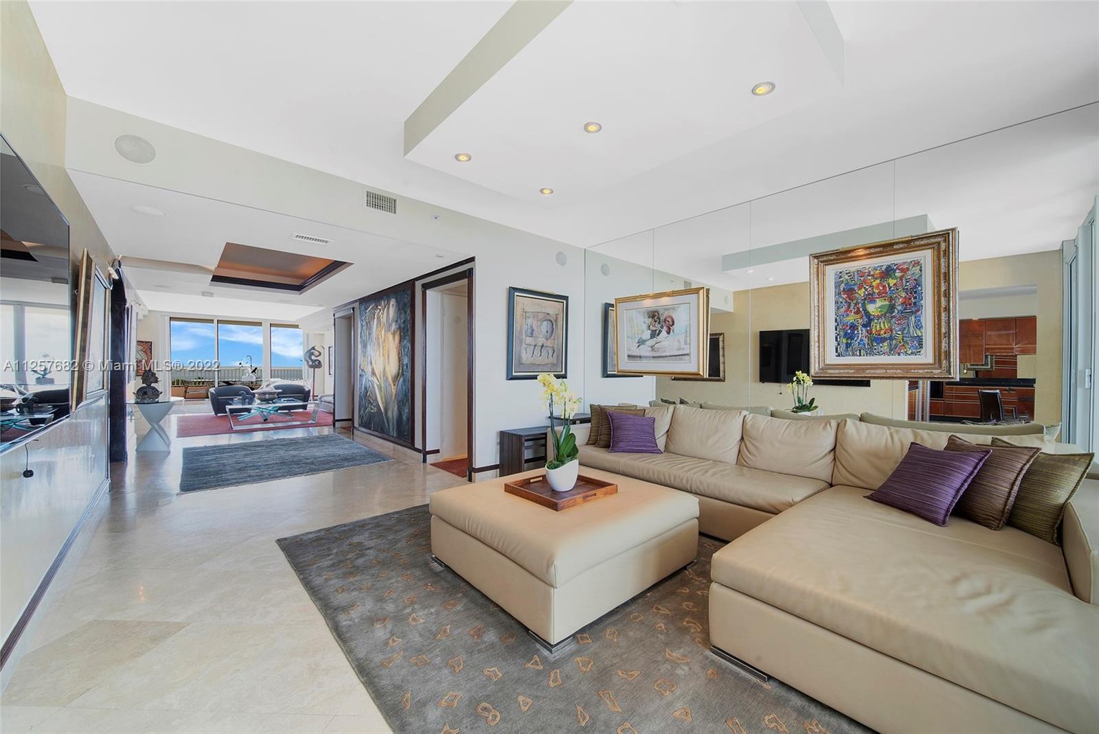 CLUB TOWER TWO CONDO - Residential