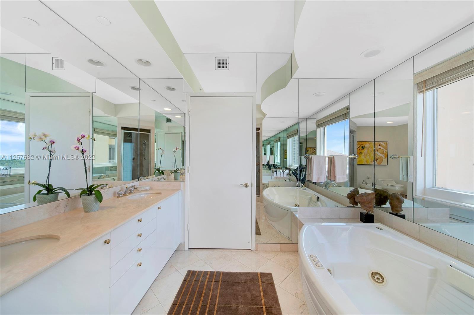 CLUB TOWER TWO CONDO - Residential